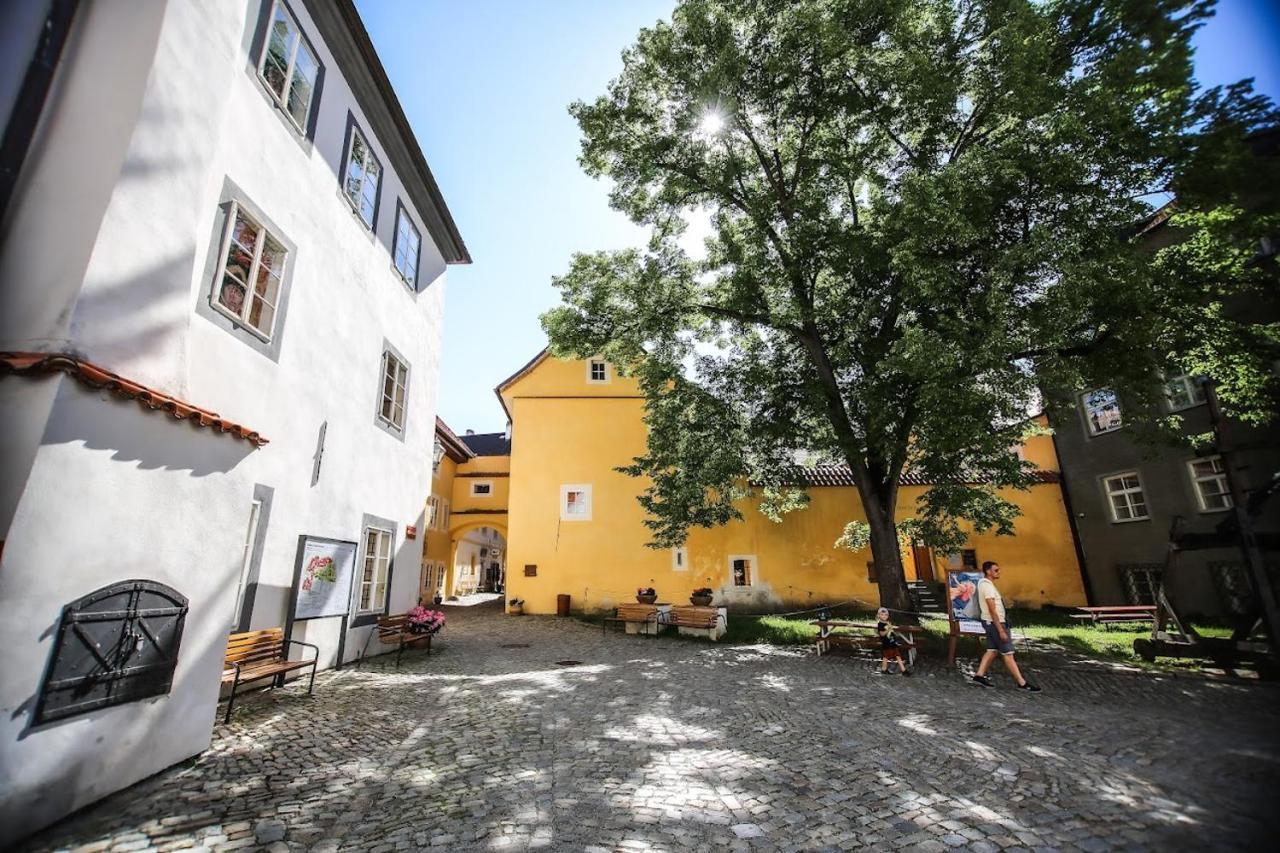 Klasterni Apartmany Cesky Krumlov Bagian luar foto